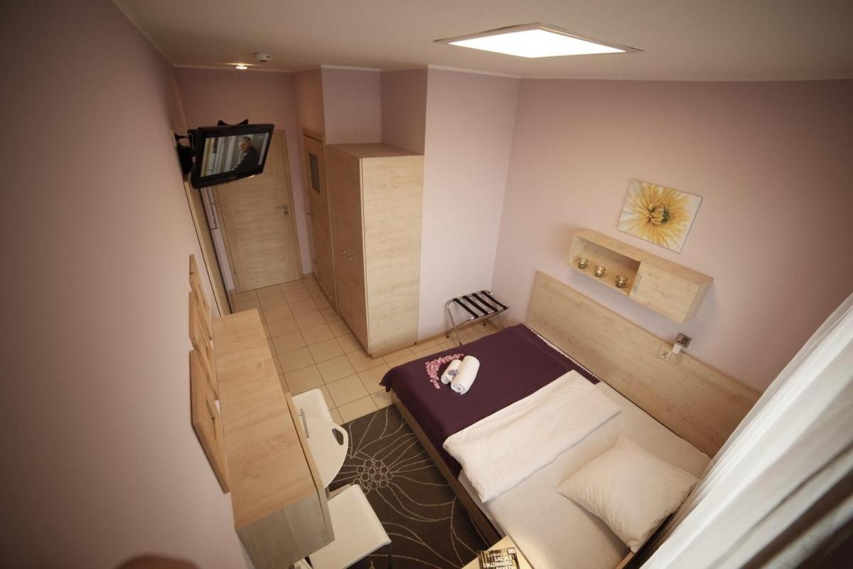 Standard Delegacyjny Bed & Breakfast Dąbrowa Górnicza Exteriér fotografie